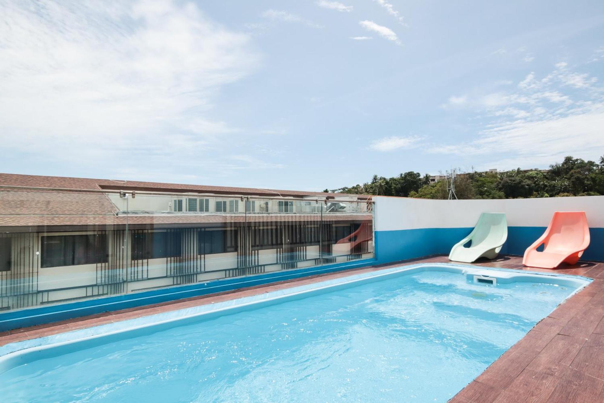 Oyo 1074 Fin Hostel Ката-Біч Екстер'єр фото