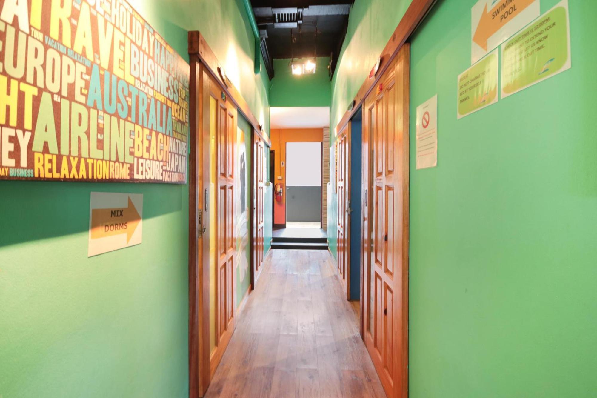Oyo 1074 Fin Hostel Ката-Біч Екстер'єр фото