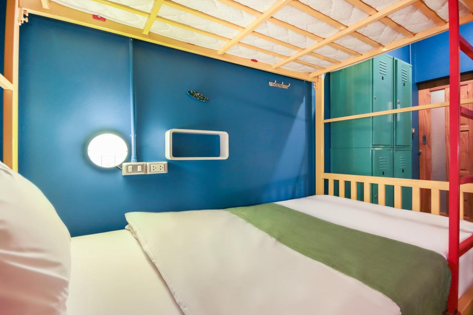 Oyo 1074 Fin Hostel Ката-Біч Екстер'єр фото